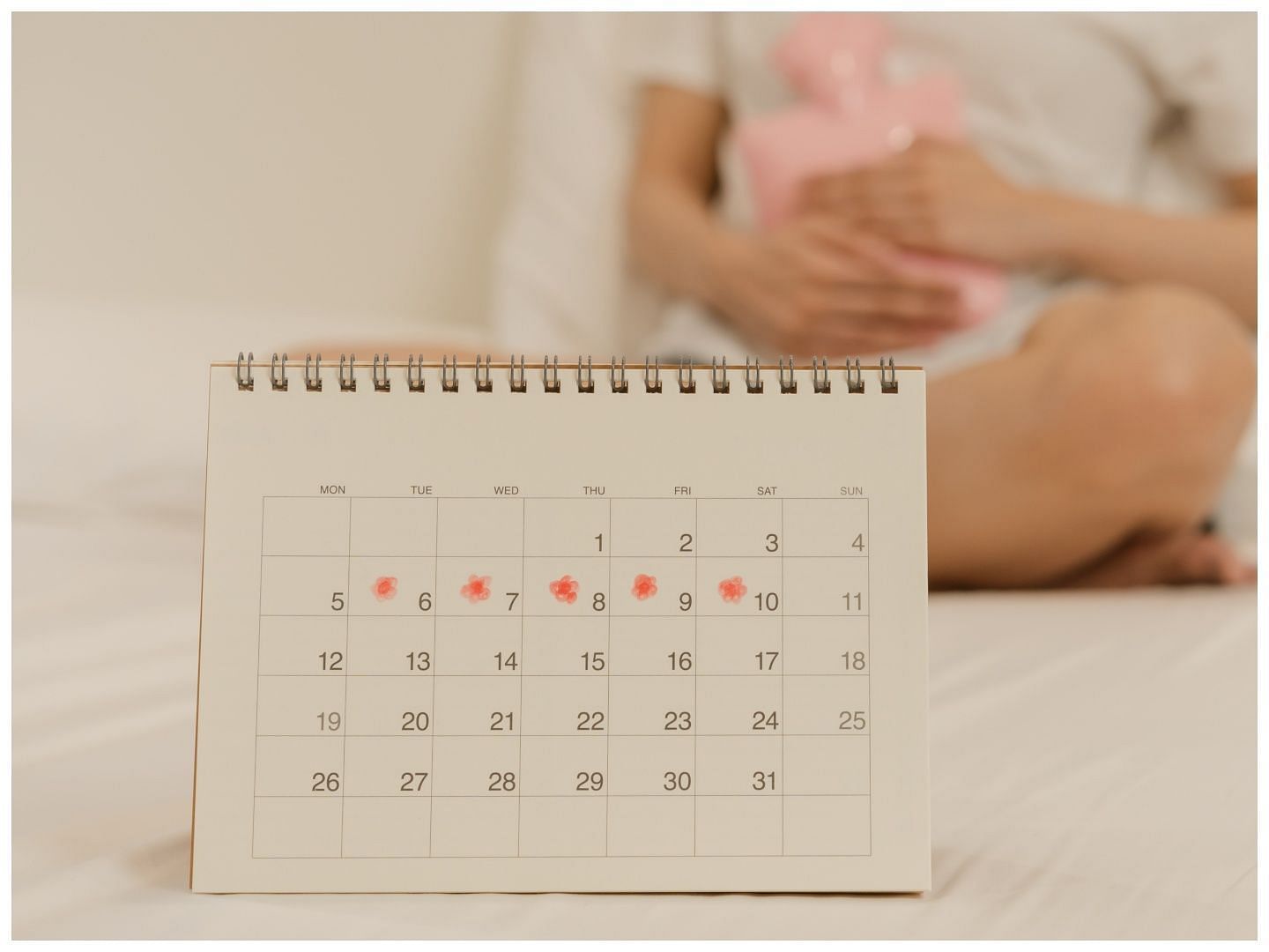 Keep a track of the ovulation time can prevent pregnancy (Image via Vecteezy)